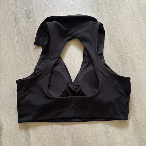 Lululemon sports bra 8 - Picture 4 of 6